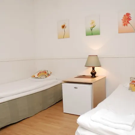 酒店 Place To Sleep 3*