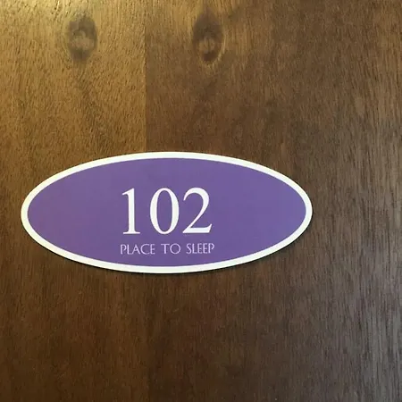 Hotel Place To Sleep